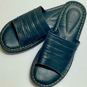 BORN Black Leather Slides Open Toe Sandals Flat Heel - Women SZ 6M. No Box.